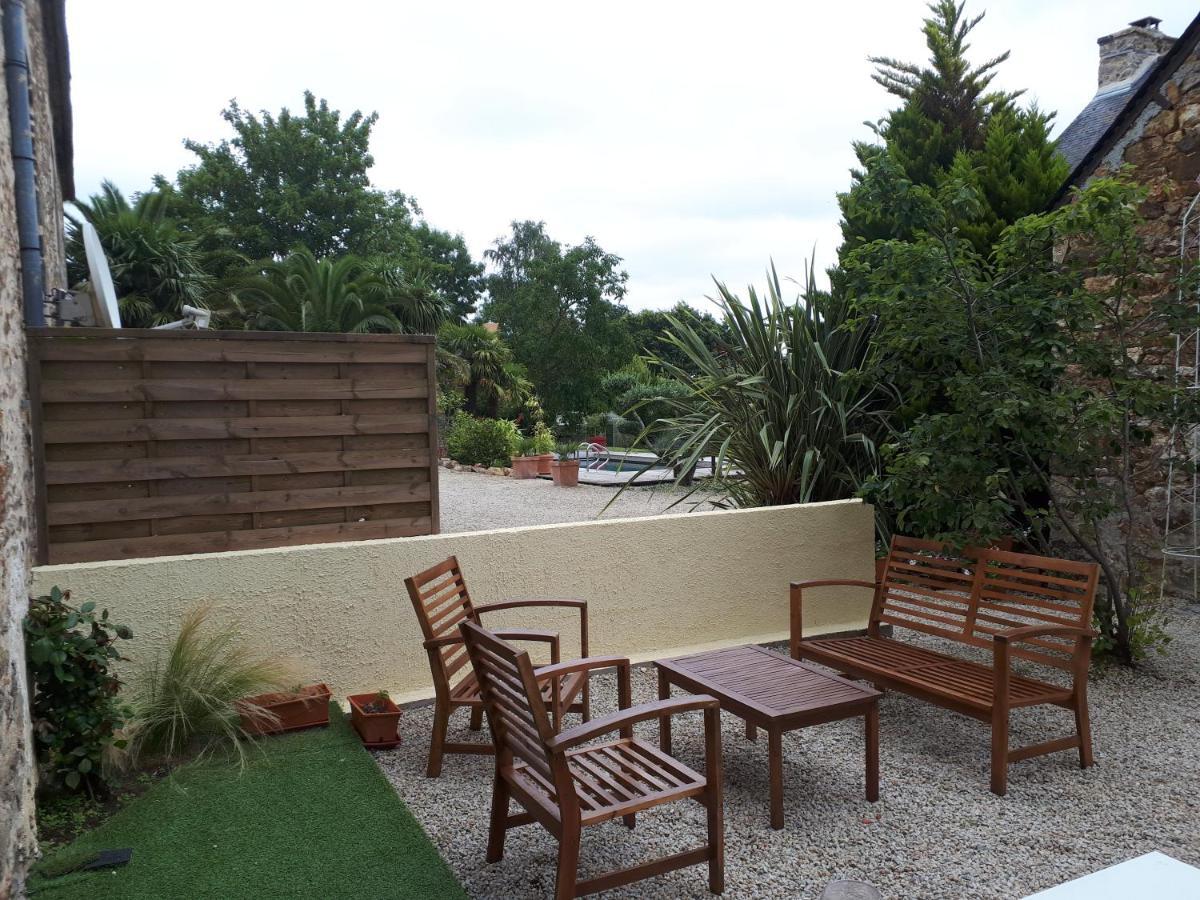 La Petite Hautiere Maison 2 Personnes Sur Rance Avec Piscine * Plouër-sur-Rance