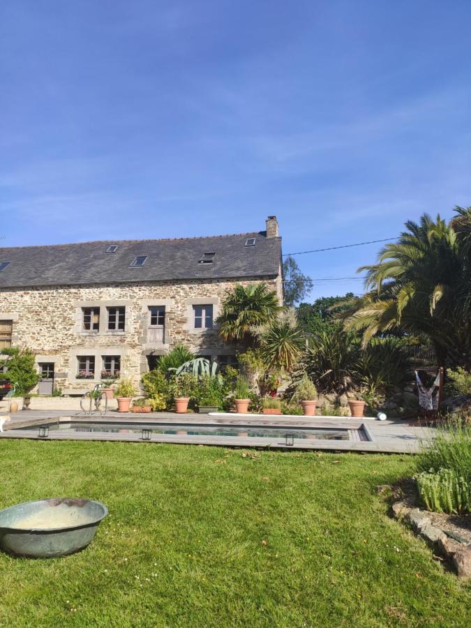 Appartement La Petite Hautière Maison 2 Personnes Sur Rance Avec Piscine *